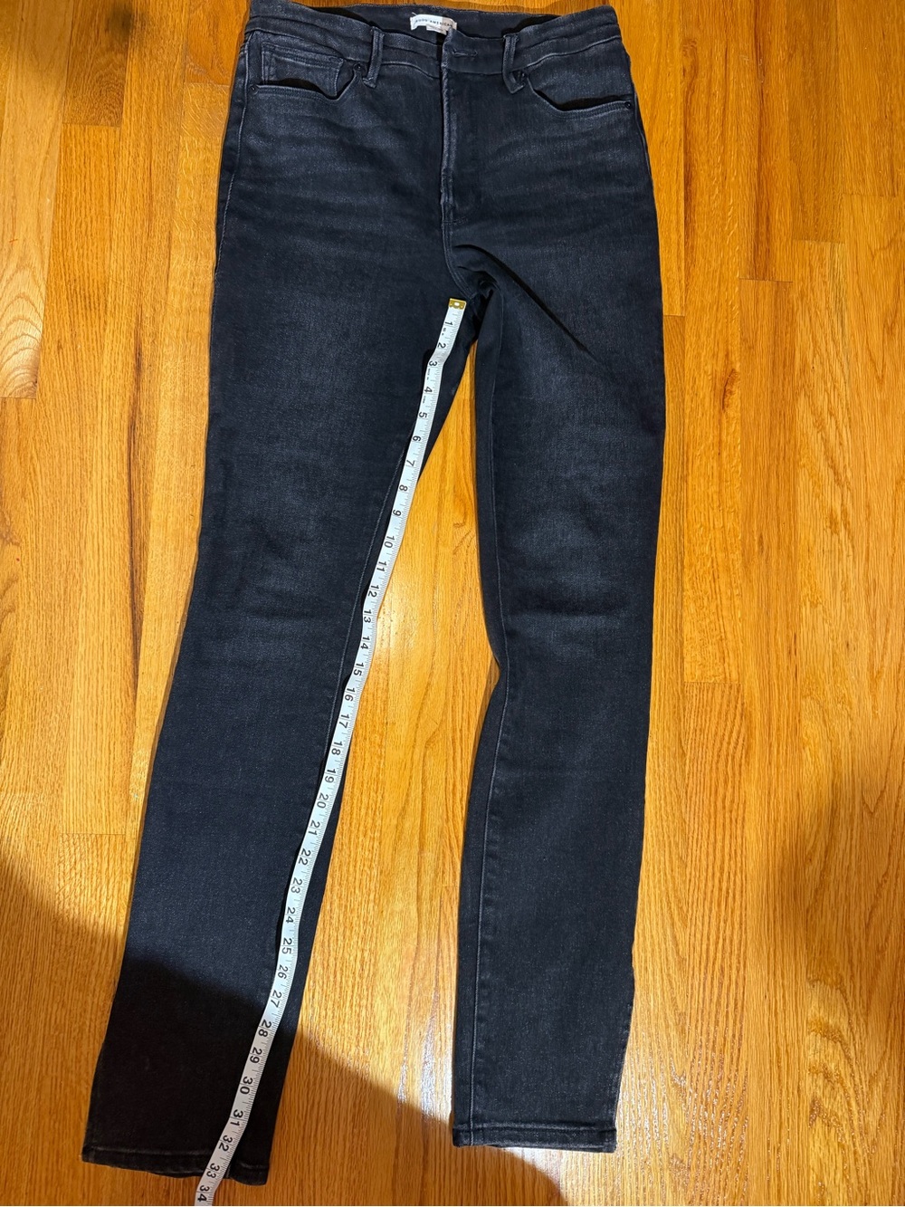 Good American Black Skinny Jeans - High-Rise Stretch | Size 10 - Picture 7 of 8
